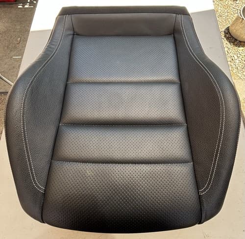 08-14 Mercedes C250 C300 C350 Coupe Front Left Driver Lower Seat Cushion Black — OEM 6044603N