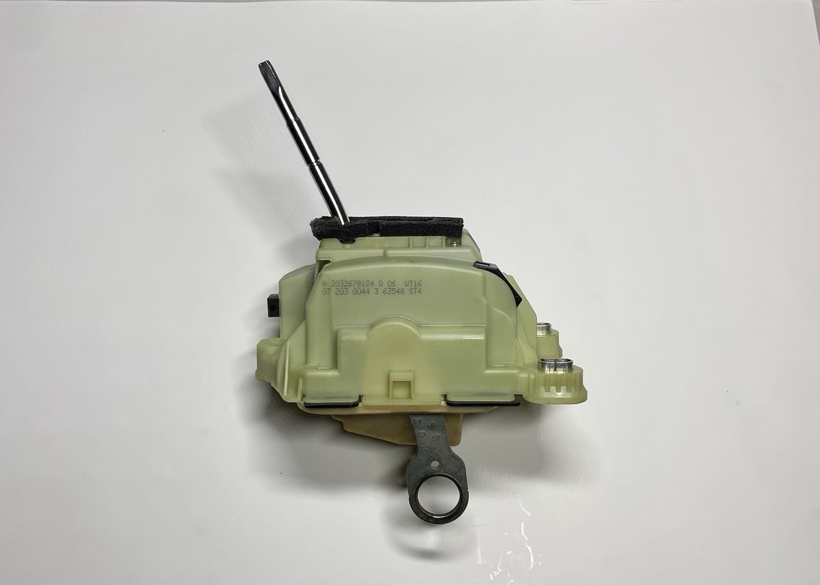 W203 C230 C280 Shifter A2032678924 — OEM A2032678924