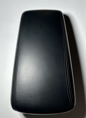 2013 Dodge Durango Armrest / Center Console Lid Cover ONLY Black — OEM X85003203BL