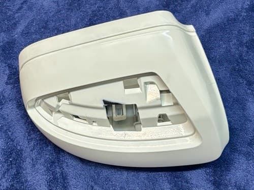 09 10 Mercedes-Benz GL350 ML350 Right Passenger Side Mirror COVER ONLY NO LIGHT