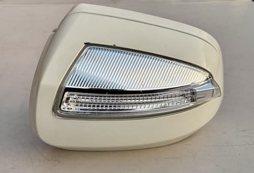 09 10 Mercedes-Benz X164 GL350 ML350 Left Driver Side Mirror Assembly White