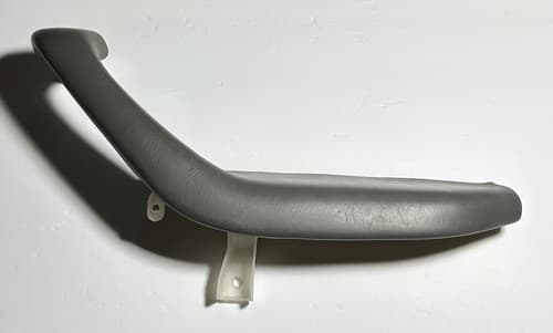 2007 Toyota Sequoia Front Right Passenger Door Panel Pull Armrest Dark Gray — OEM 74210-0C011-B0