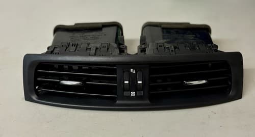 2010 2011 2012 Lexus IS250 IS350 Upper Dash Vent Assembly Black — OEM 55670-53020